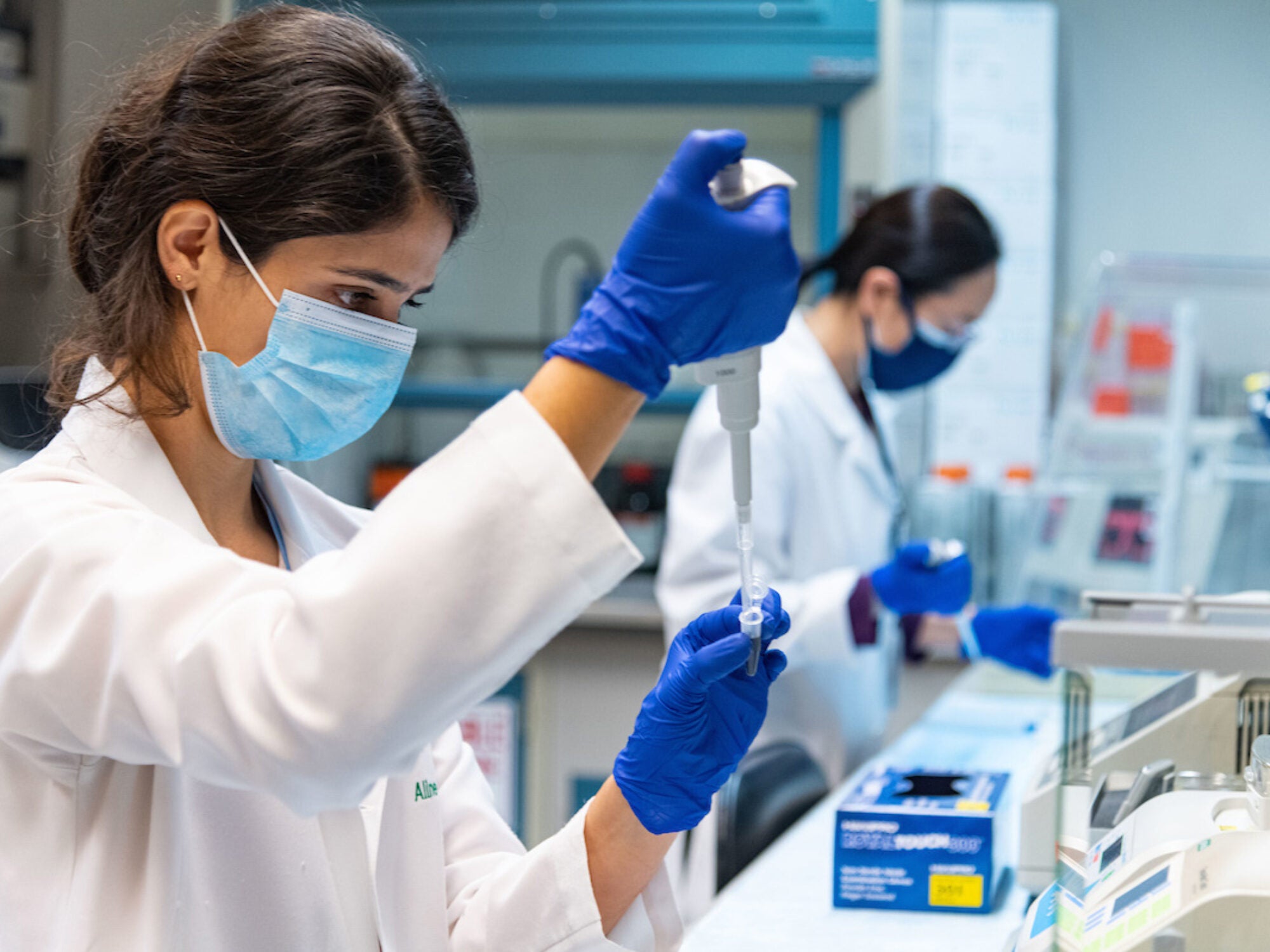 woman working in science lab